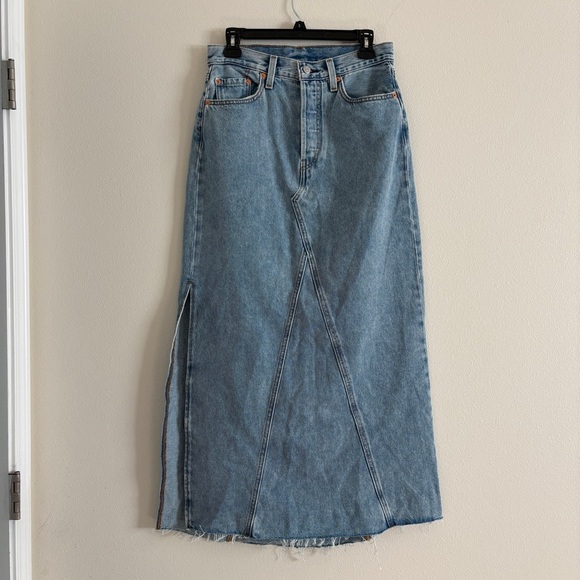 NWOT Levi's® Premium LONG ICON SKIRT Light Wash Blue Denim Women’s Jean Skirt. - Picture 6 of 16